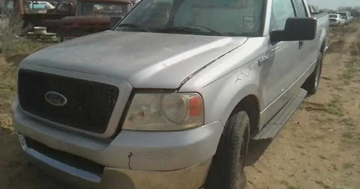 Side-by-side 2004 Ford F-150 Heritage and 2007 Chevrolet Silverado Classic pickups, two split-year trucks that need different used parts